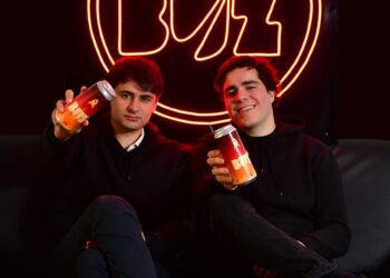 BUZ, La Revolución Del Sector De Las Bebidas Alcohólicas, Levanta 300.000 Euros En Financiación Y Buscan Otros 200.000 Euros Para «liarla Parda»