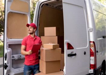 Top Courier Lleva Más De 30 Años Ofreciendo La Máxima Garantía De Velocidad En Sus Transportes Urgentes