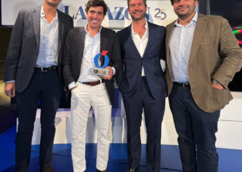 Civislend Recibe El Premio A La Mejor Plataforma De Crowdlending Inmobiliario De 2023